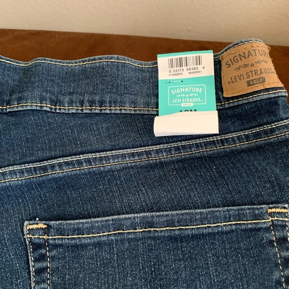Signature by Levi Strauss Jeans 18M Brand New - Picture 3 of 8